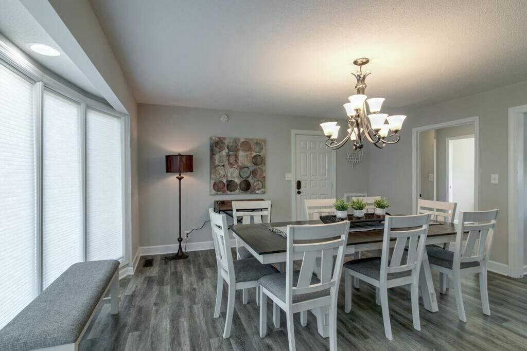 The Residence At Hilltop Acres - Clarksville, Tn Экстерьер фото