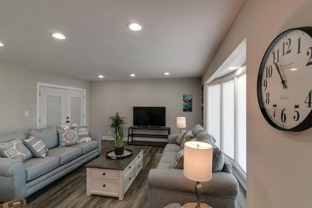 The Residence At Hilltop Acres - Clarksville, Tn Экстерьер фото