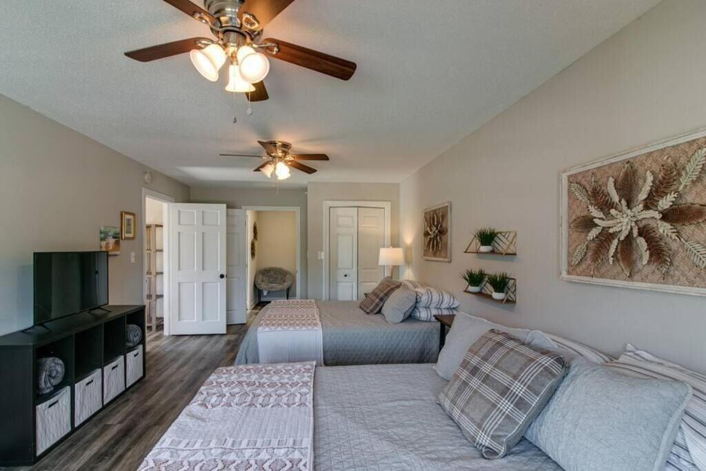 The Residence At Hilltop Acres - Clarksville, Tn Экстерьер фото